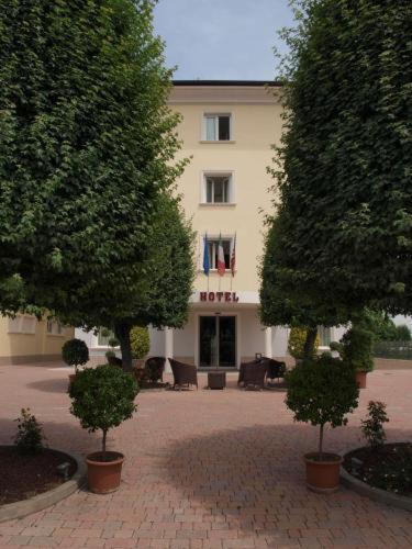 Hotel Arthur Solignano Nuovo Bagian luar foto